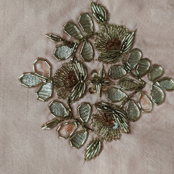 Prettiest long gown - Picture 6 of 7